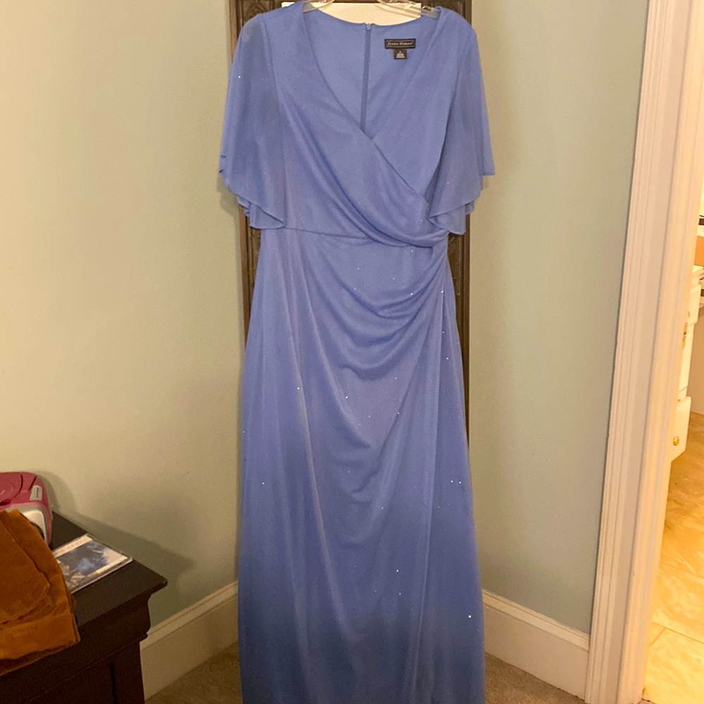 Jessica Howard formal dress